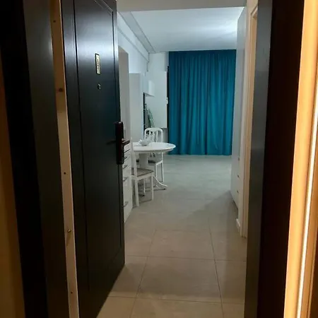 Apartment Yvosphere Mamaia